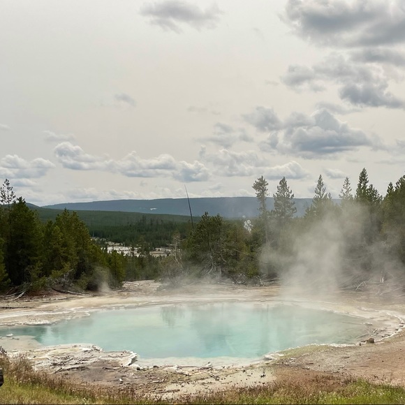 Meet your Posher, Helen Brianna - Picture 12 of 17